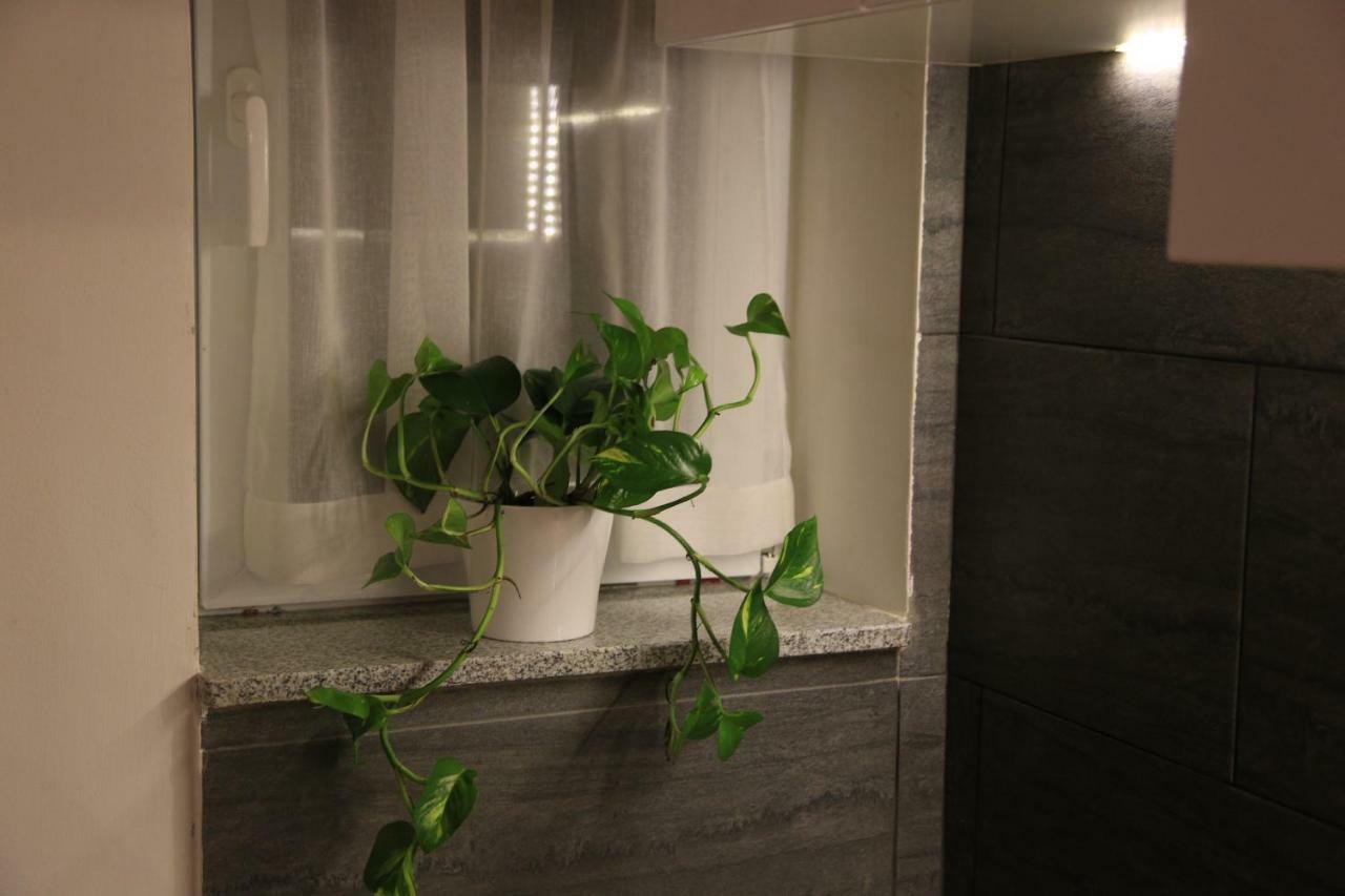 Zadar Booking Villa Franov With Pool, 10 Min From The Old Town Of Zadar 자다르 외부 사진