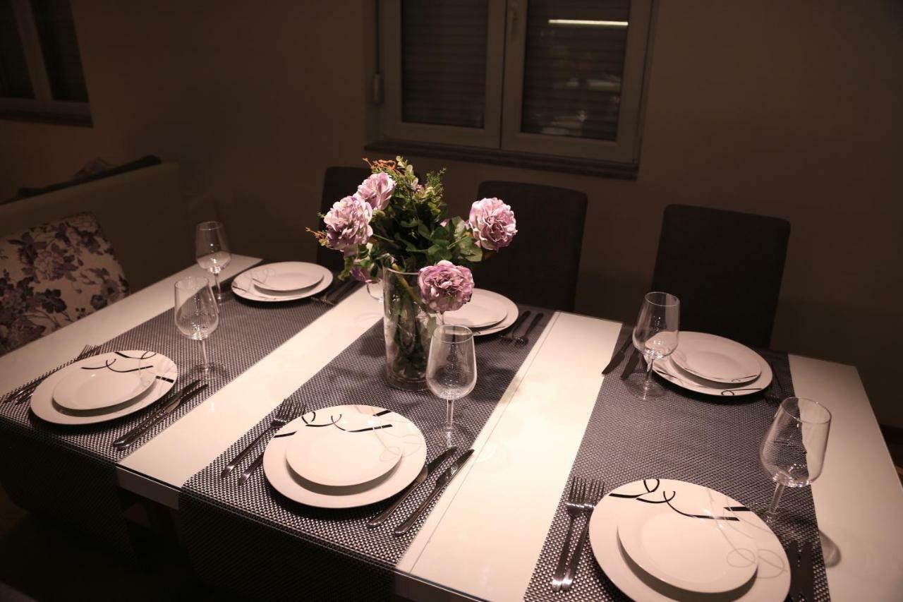 Booking Zadar Villa Franov With Pool, 10 Min From The Old Town Of 자다르 외부 사진